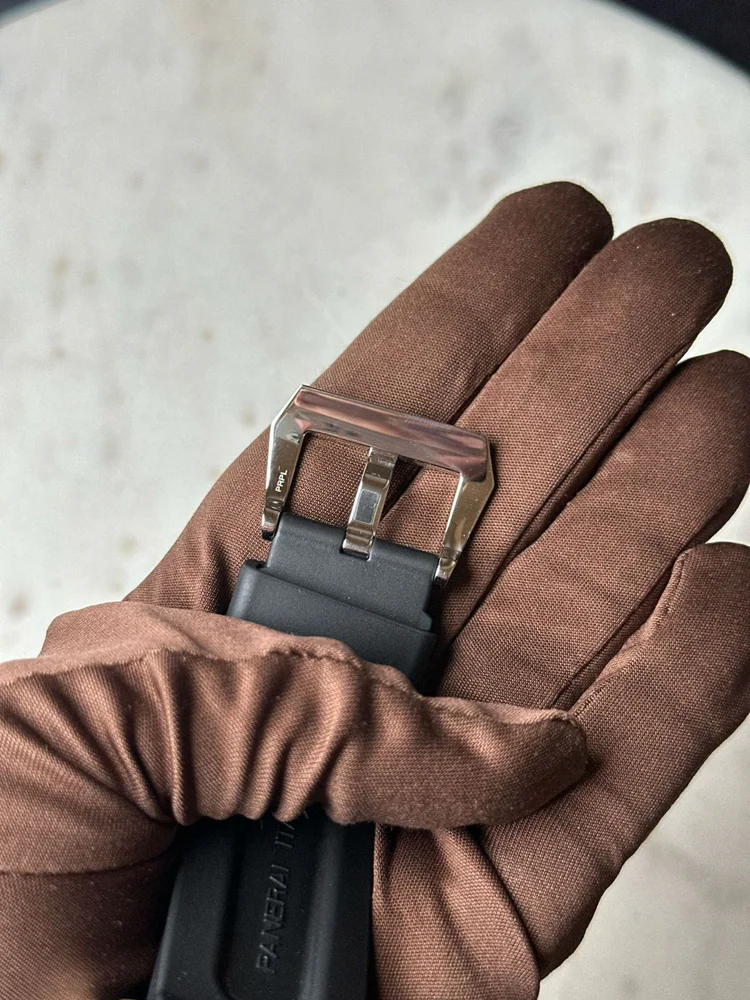 Panerai Luminor Base Box & Papers 2012